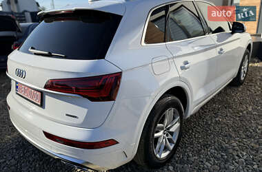 Внедорожник / Кроссовер Audi Q5 2022 в 