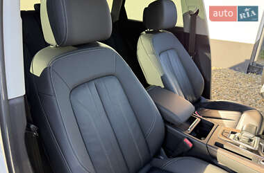 Внедорожник / Кроссовер Audi Q5 2022 в 