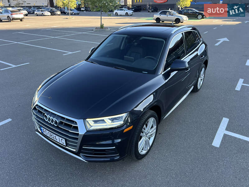 Позашляховик / Кросовер Audi Q5 2018 в Києві