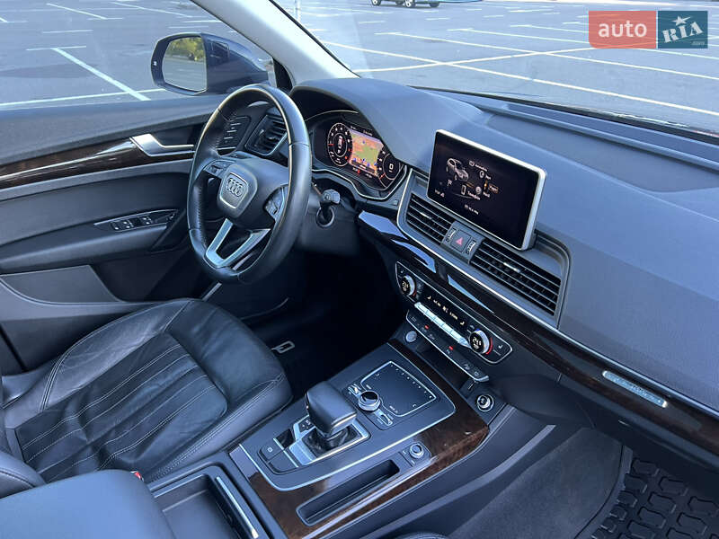 Позашляховик / Кросовер Audi Q5 2018 в Києві