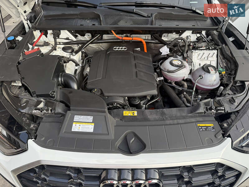 Внедорожник / Кроссовер Audi Q5 2024 в Львове