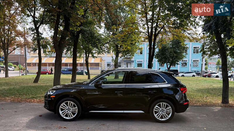 Позашляховик / Кросовер Audi Q5 2018 в Києві