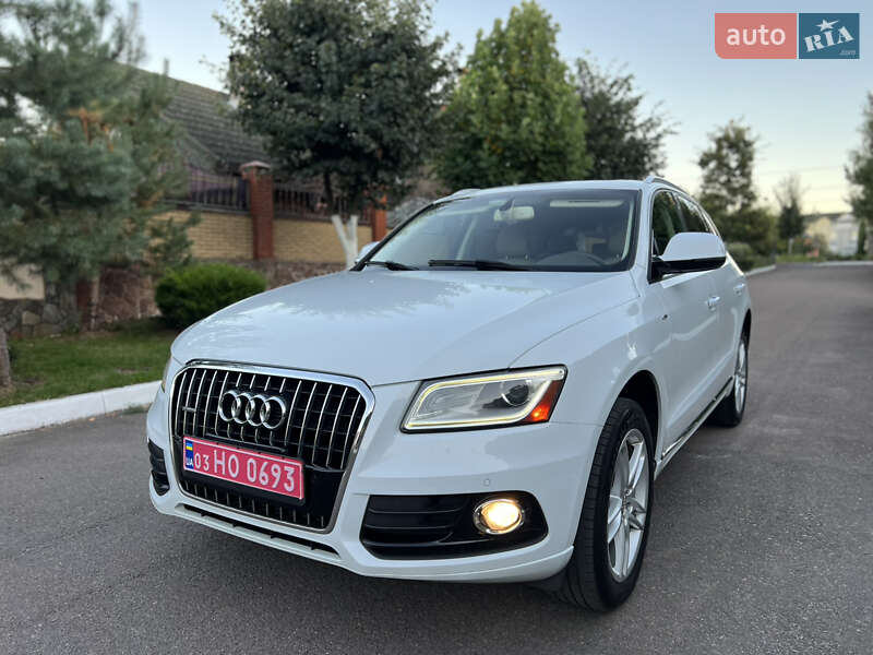 Позашляховик / Кросовер Audi Q5 2015 в Рівному