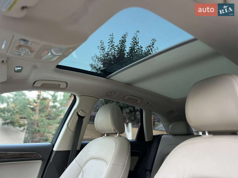 Позашляховик / Кросовер Audi Q5 2015 в Рівному