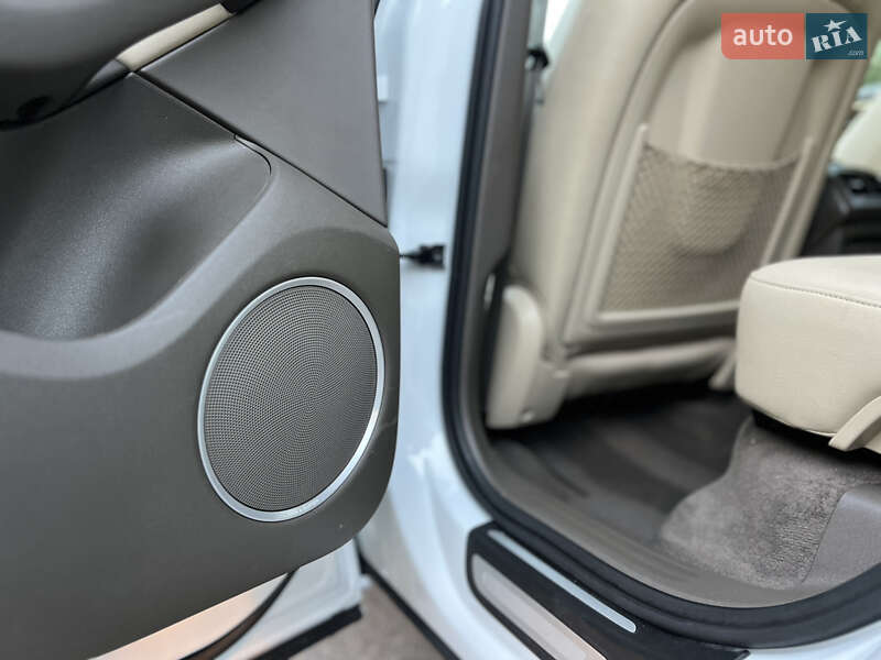Позашляховик / Кросовер Audi Q5 2015 в Рівному
