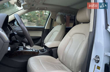 Позашляховик / Кросовер Audi Q5 2015 в 