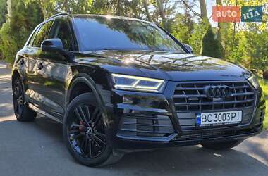 Внедорожник / Кроссовер Audi Q5 2017 в 