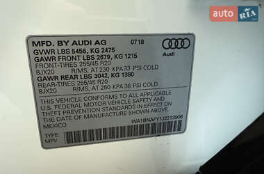Внедорожник / Кроссовер Audi Q5 2018 в 