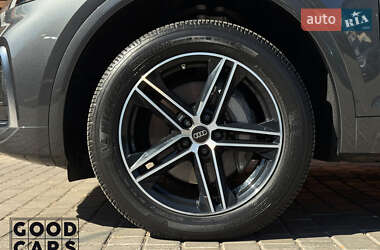 Внедорожник / Кроссовер Audi Q5 2020 в 
