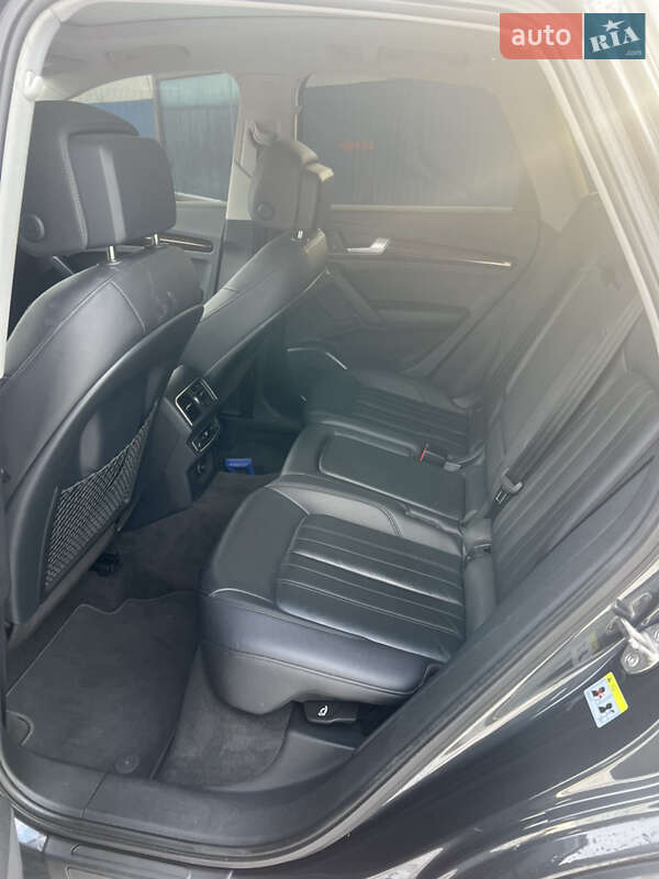 Внедорожник / Кроссовер Audi Q5 2018 в Полтаве