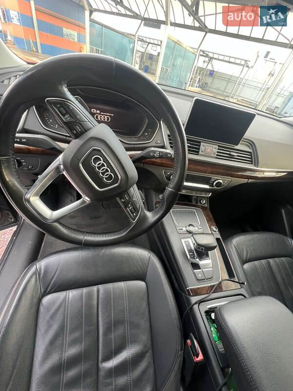 Внедорожник / Кроссовер Audi Q5 2018 в Полтаве