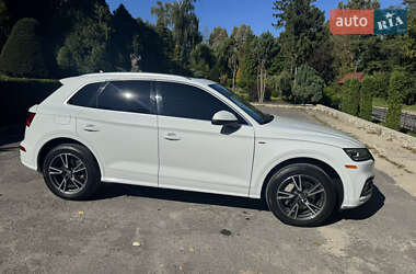 Внедорожник / Кроссовер Audi Q5 2019 в 