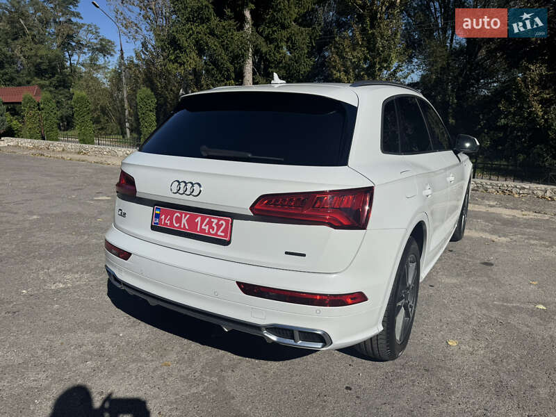 Внедорожник / Кроссовер Audi Q5 2019 в Тернополе
