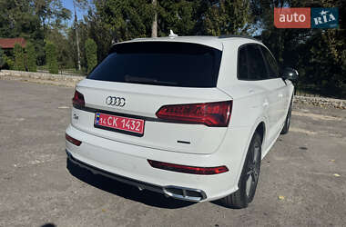 Внедорожник / Кроссовер Audi Q5 2019 в 
