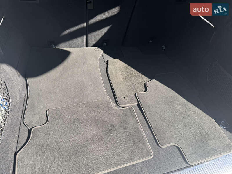 Внедорожник / Кроссовер Audi Q5 2019 в Тернополе