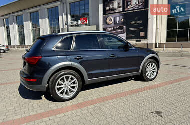 Внедорожник / Кроссовер Audi Q5 2016 в 