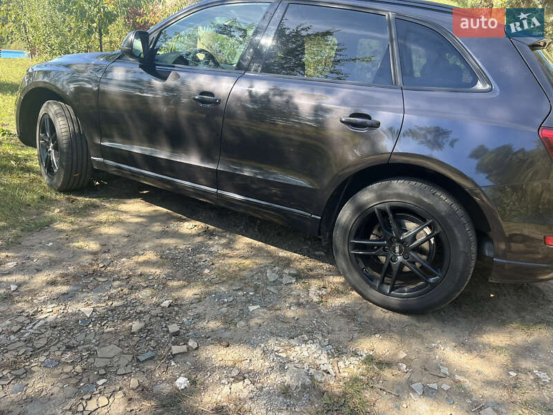 Внедорожник / Кроссовер Audi Q5 2013 в Киеве