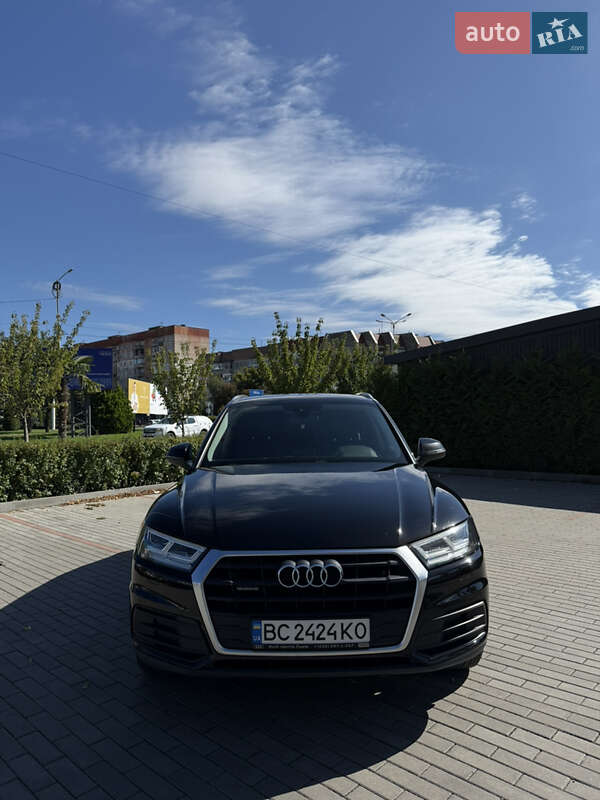 Внедорожник / Кроссовер Audi Q5 2017 в Ужгороде фото 4 Внедорожник / Кроссовер Audi Q5 2017 в Ужгороде