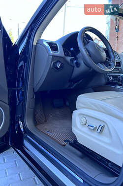 Внедорожник / Кроссовер Audi Q5 2013 в 