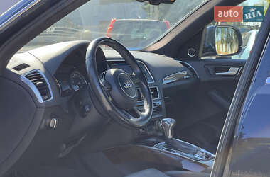 Внедорожник / Кроссовер Audi Q5 2016 в 