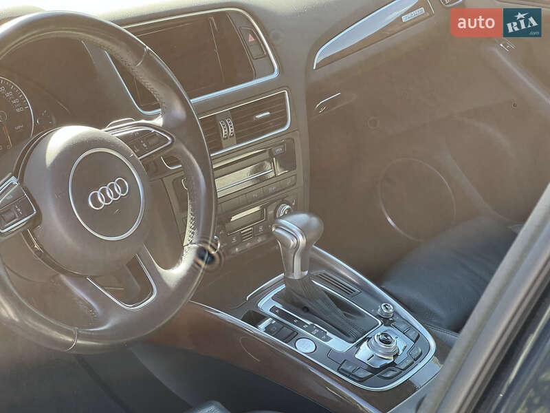 Внедорожник / Кроссовер Audi Q5 2016 в Киеве