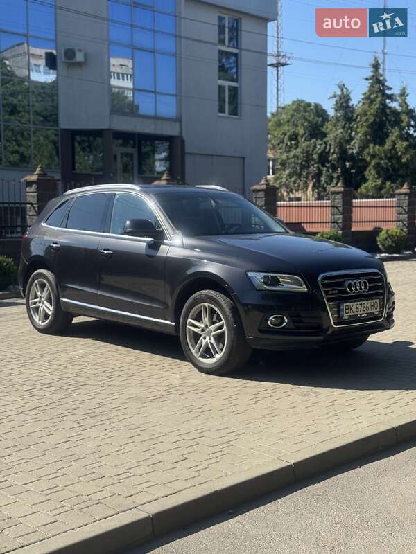 Внедорожник / Кроссовер Audi Q5 2016 в Ровно