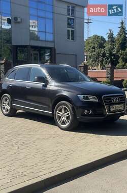 Внедорожник / Кроссовер Audi Q5 2016 в 