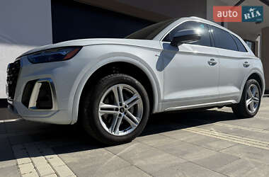 Внедорожник / Кроссовер Audi Q5 2024 в 