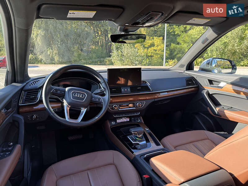 Внедорожник / Кроссовер Audi Q5 2022 в Днепре