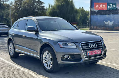 Внедорожник / Кроссовер Audi Q5 2015 в 