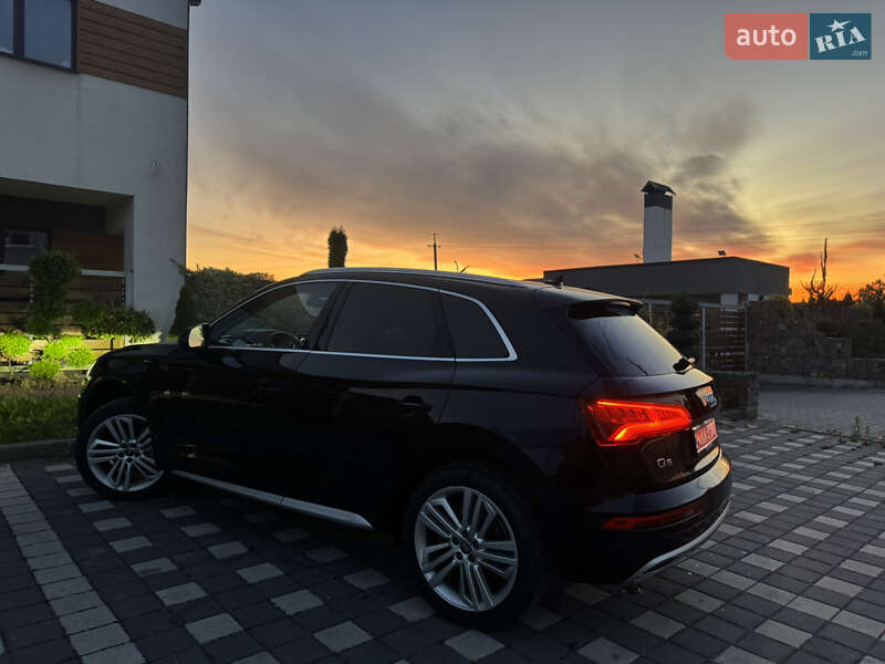 Внедорожник / Кроссовер Audi Q5 2018 в Стрые