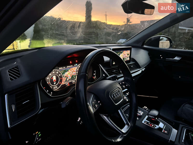 Внедорожник / Кроссовер Audi Q5 2018 в Стрые