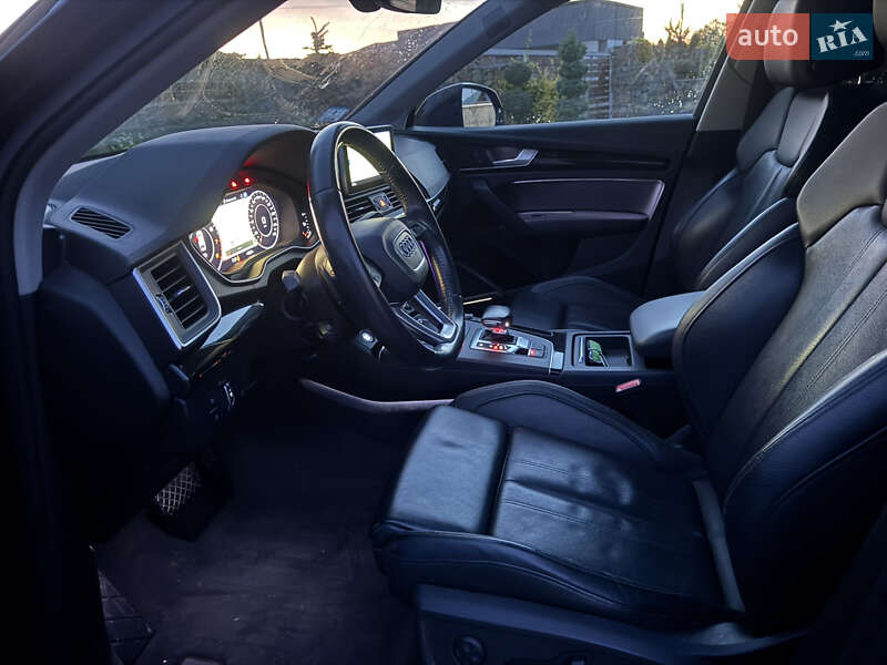 Внедорожник / Кроссовер Audi Q5 2018 в Стрые