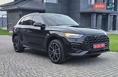 Внедорожник / Кроссовер Audi Q5 2021 в 