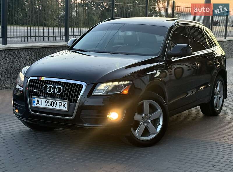 Внедорожник / Кроссовер Audi Q5 2011 в 