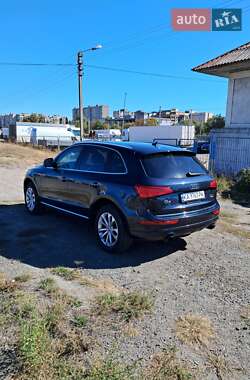 Внедорожник / Кроссовер Audi Q5 2015 в 