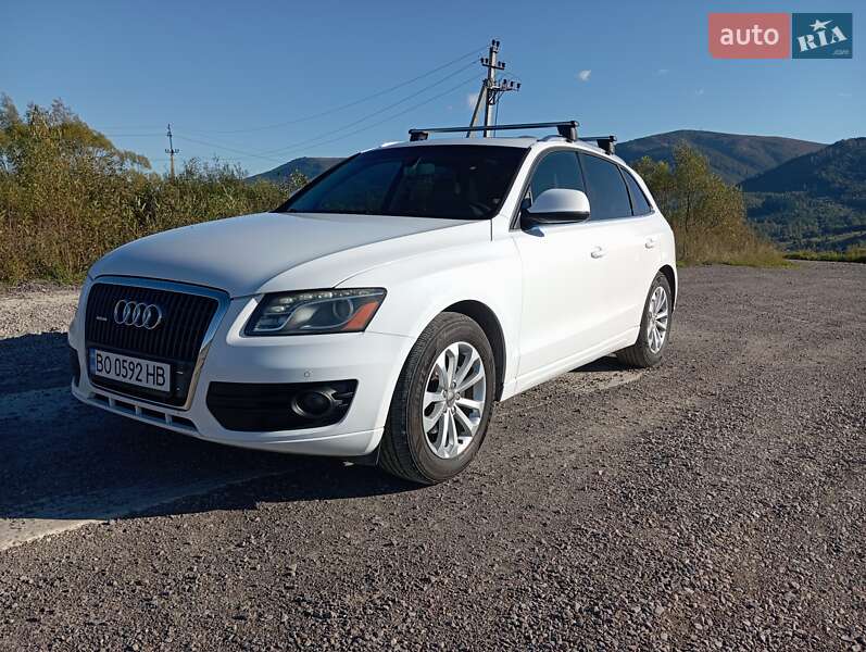 Позашляховик / Кросовер Audi Q5 2012 в Тернополі