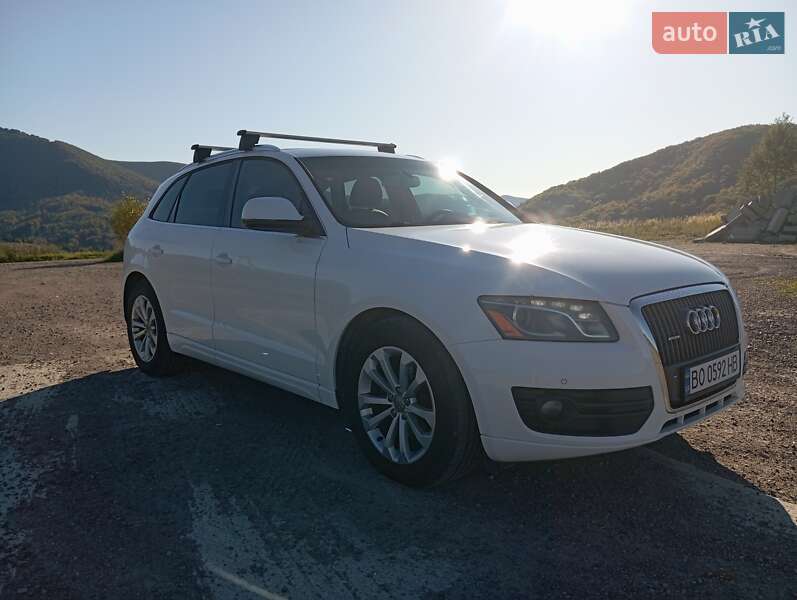 Позашляховик / Кросовер Audi Q5 2012 в Тернополі