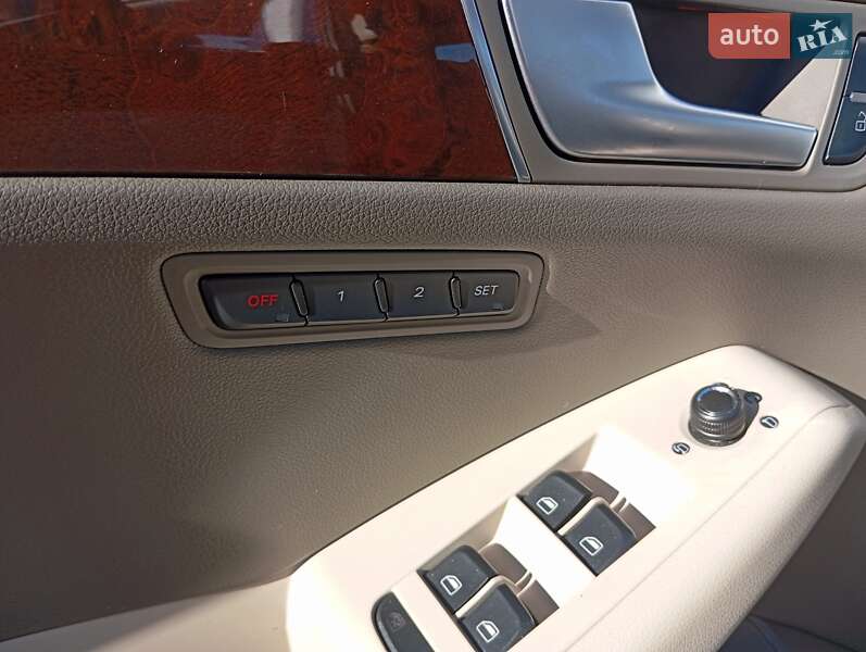 Позашляховик / Кросовер Audi Q5 2012 в Тернополі