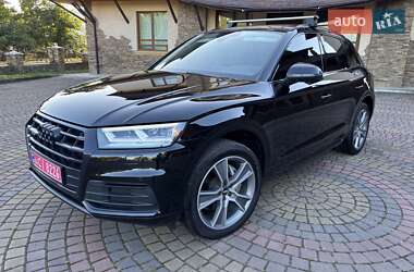 Внедорожник / Кроссовер Audi Q5 2019 в 