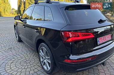 Внедорожник / Кроссовер Audi Q5 2019 в 