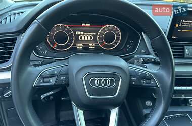 Внедорожник / Кроссовер Audi Q5 2019 в 