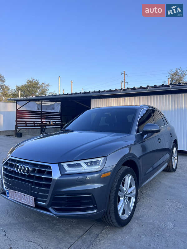 Внедорожник / Кроссовер Audi Q5 2018 в Запорожье