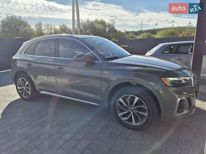 Внедорожник / Кроссовер Audi Q5 2022 в Дрогобыче