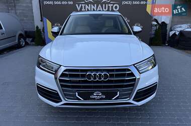 Внедорожник / Кроссовер Audi Q5 2018 в 