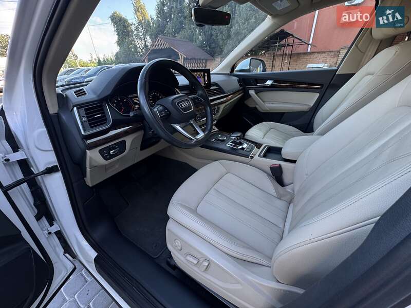 Позашляховик / Кросовер Audi Q5 2018 в Вінниці