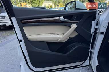 Внедорожник / Кроссовер Audi Q5 2018 в 
