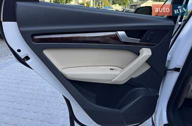 Внедорожник / Кроссовер Audi Q5 2018 в 