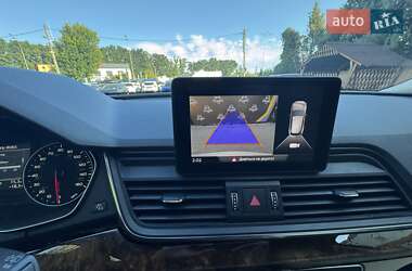 Внедорожник / Кроссовер Audi Q5 2018 в 