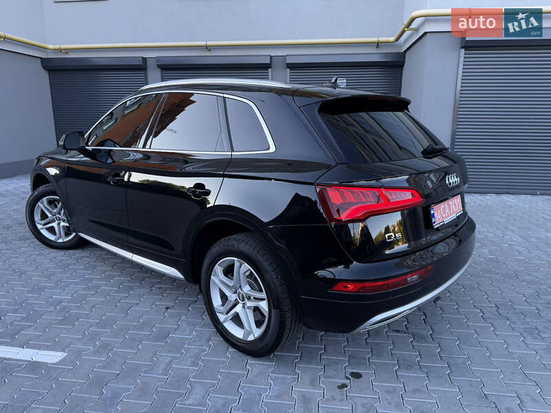 Внедорожник / Кроссовер Audi Q5 2019 в Хмельницком